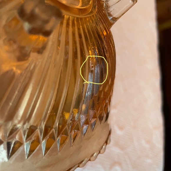 Vintage Yellow Carnival Glass Round Beaded Bowl - Picture 5 of 5